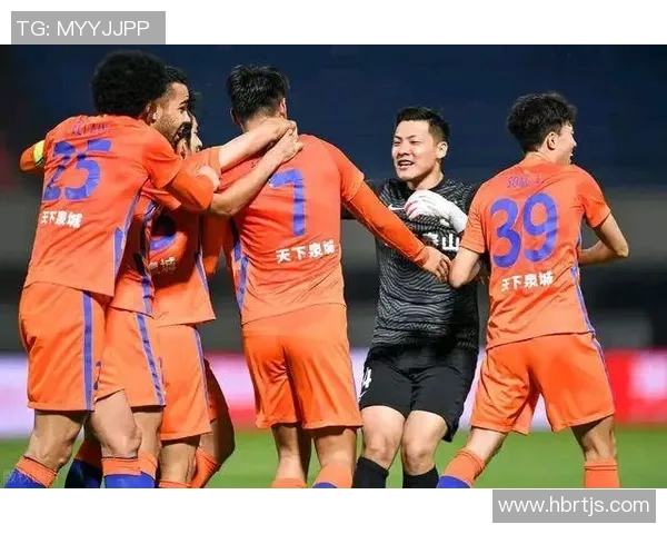 杭州足球队的奋斗历程与冠军赛背后的故事揭秘