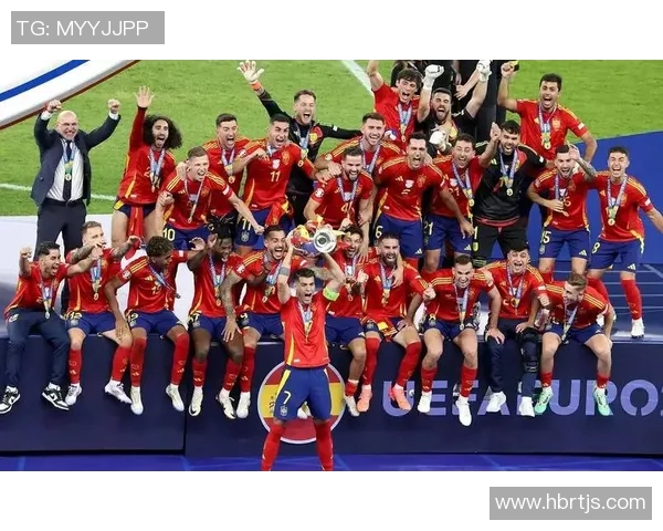 西班牙足球联赛球队转型之路的深度分析与未来展望 西班牙足球联赛球队转型之路的深度分析与未来展望