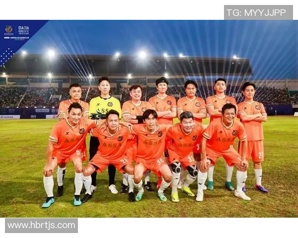 香港足球历史上的传奇人物与最早明星队员的辉煌岁月回顾