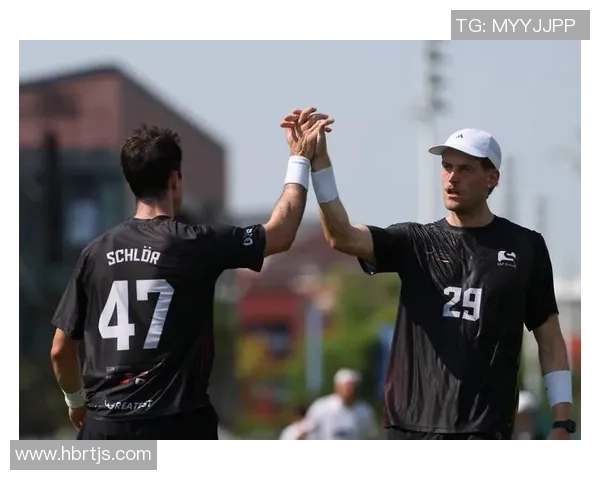 赛后复盘：成都飞盘队 vs 武汉飞盘队的团队协作